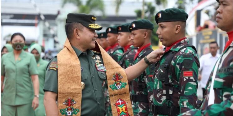Dudung Tokoh militer Indonesia, inspirasi generasi kaum muda