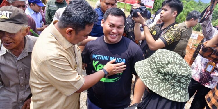 Menanam Bersama Pj Gubernur Sulsel, Petani Milenial Ikut Galakkan Budidaya Cavendish