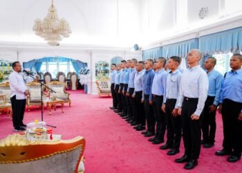 Andi Sudirman Lepas 20 Calon Taruna Penerbangan Sulsel Penerima Beasiswa PPIC